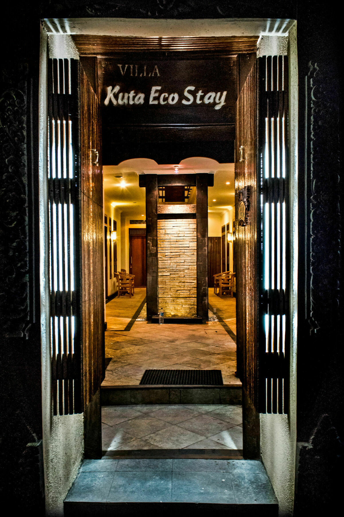 Kuta Ecostay Екстериор снимка